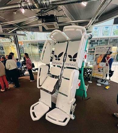    : Умная кровать компании «Папийон» умеет бережно переворачивать пациента на 180 градусов, со спины на живот и обратно, что способствовало повышению выживаемости больных во время ковида