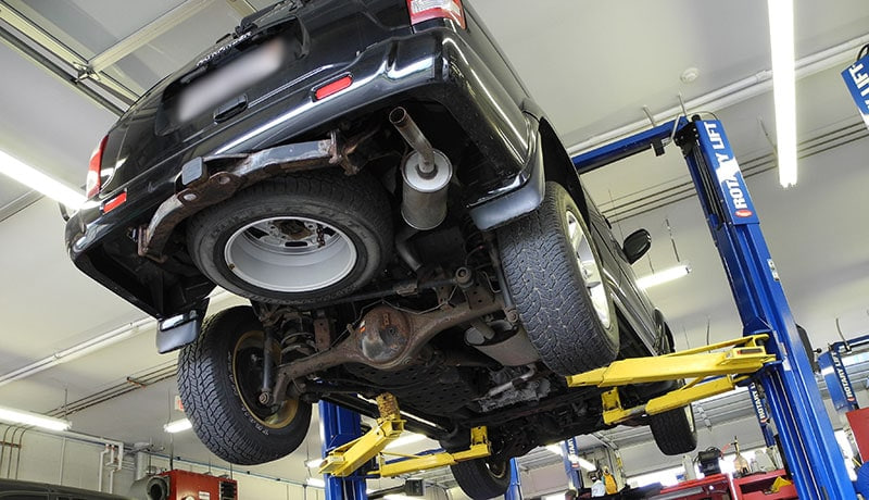 Тарифы на техосмотр вырастают со следующего года. За легковой автомобиль - минимум 1,5 тыс. рублей.