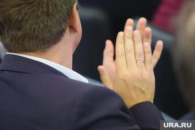 Группа сенатора Чернышева одержала очередную победу в Иркутской области. Фото: Екатерина Сычкова © URA.RU