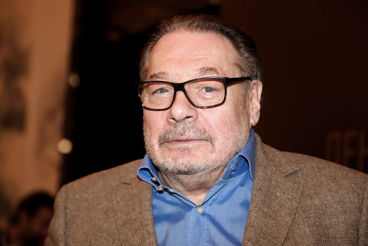    Игорь Янковский