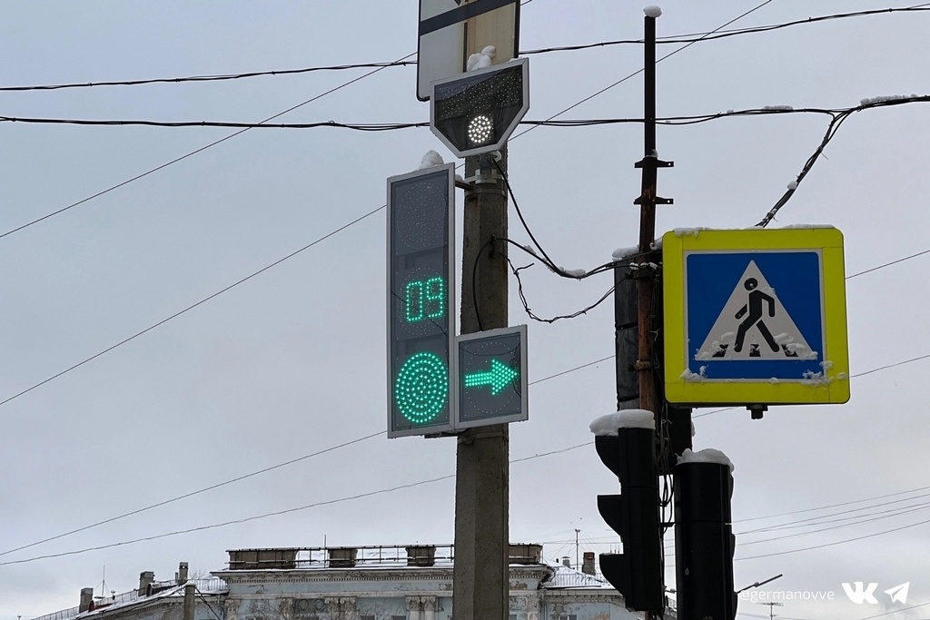    Светофоры появятся на проспекте Победы в районе дома № 151 и на Северной автодороге в районе железнодорожной станции Череповец-2.