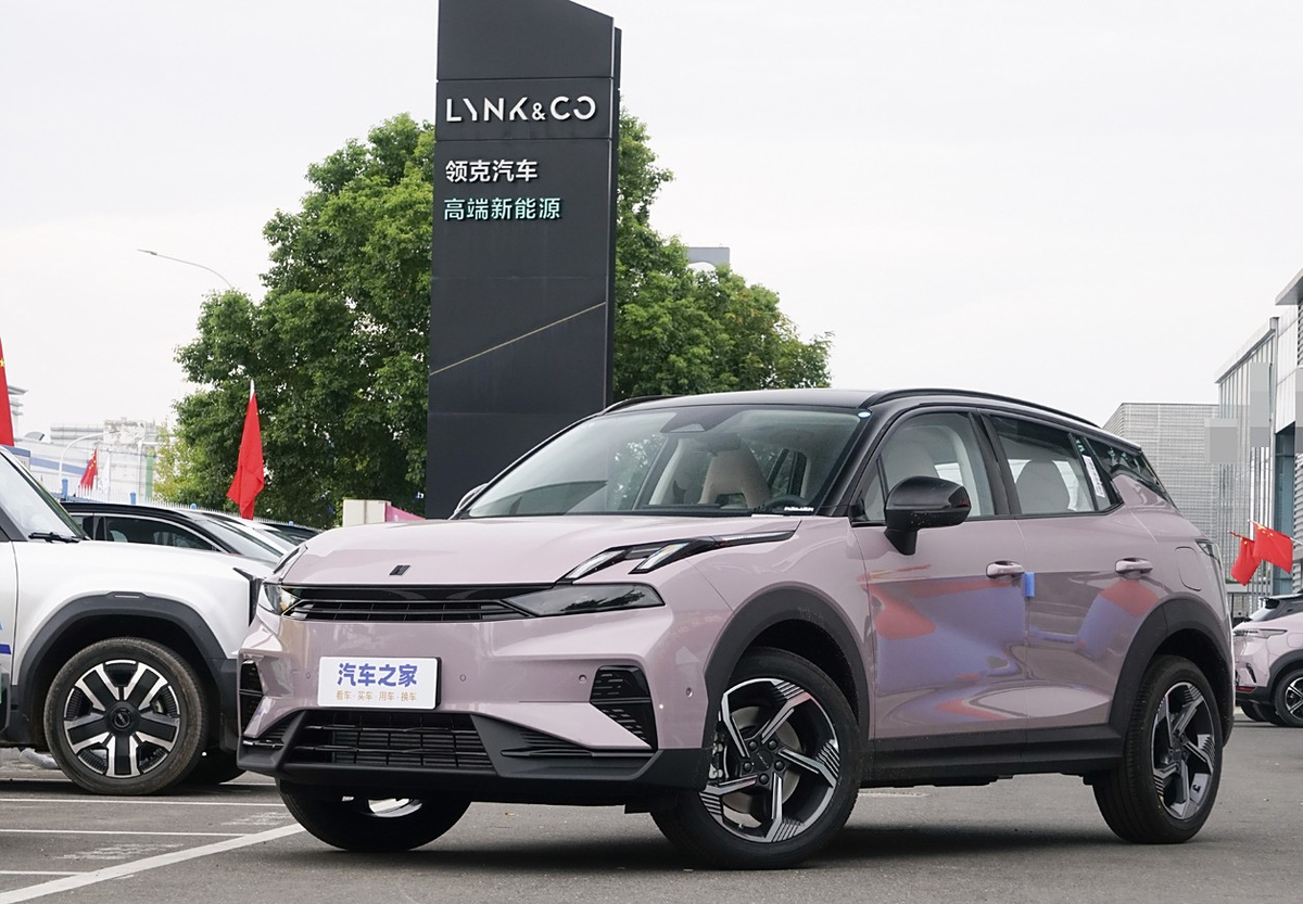 Lynk & Co 06 второго поколения