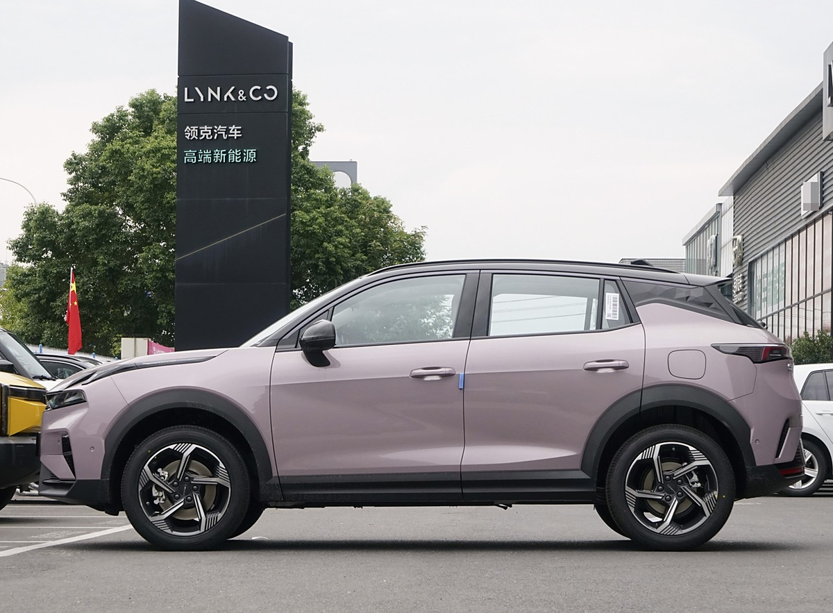 Версия 2025 модельного года