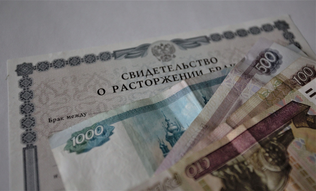    Дети в Нижневартовске не получили 24 млн рублей из-за халатности пристава