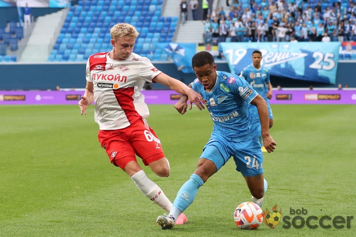    Геннадий Орлов: «Зенит обязан бороться за золотые медали»Алексей Андрианов