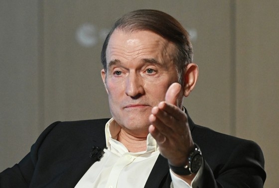     Виктор Медведчук