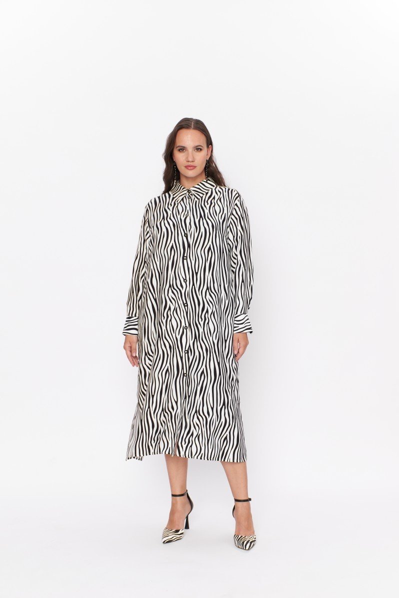 И не забываем, анималистичный принт - один из трендов этого сезона.