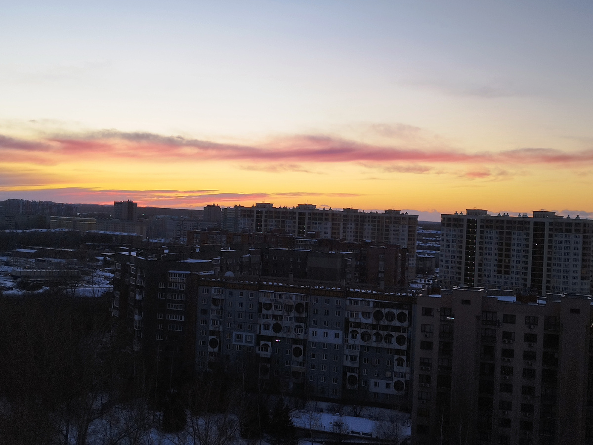 Для иллюстрации статьи - виды Кемерова. Ведь именно в этом городе возникла идея содания варианта "Антиутопия"