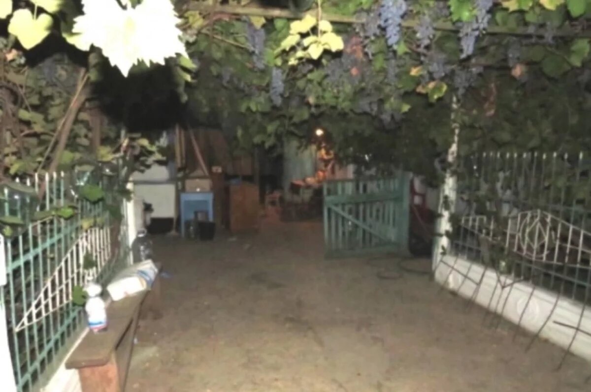    Двор, в котором произошло убийство.