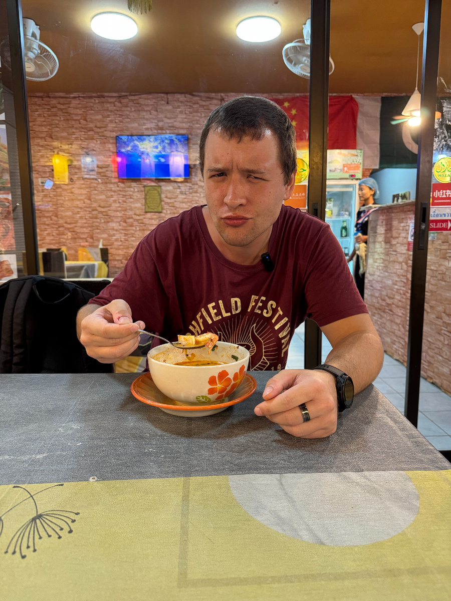 Доказательства, что я не ограничиваю Димочку в местной кухне не смотря на свои шизы.