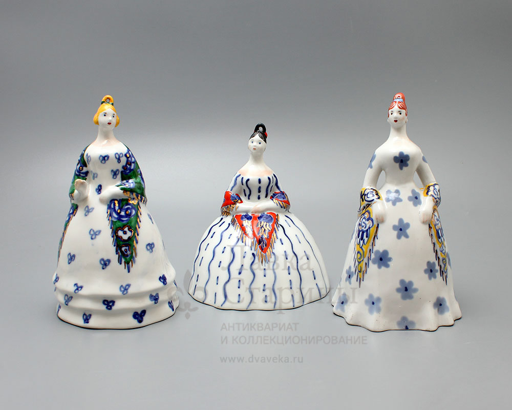 Комплект статуэток «Барыни-сударыни», скульптор О. Жникруп, Киевский ЭКХЗ. Фото с нашего сайта dvaveka.ru