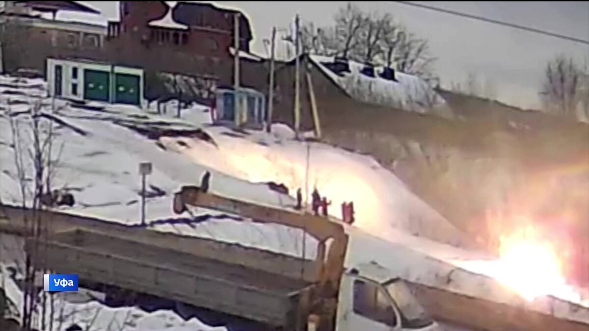    В Уфе дети взорвали самодельную гранату в овраге