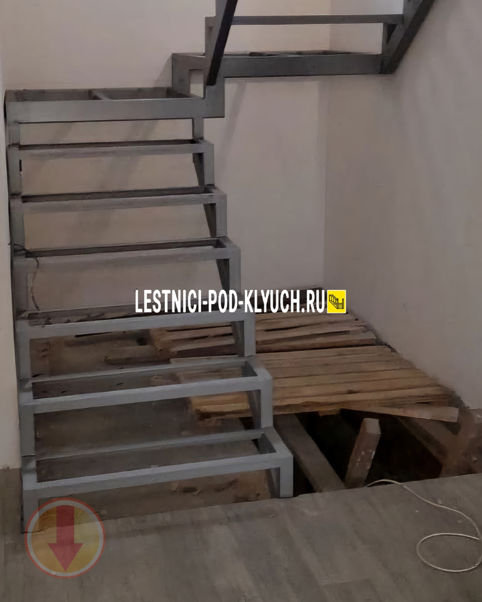 Принимаем заявки и звонки: пн-вс с 8:00 до 21:00  +7 (950) 617-54-00 Электронная почта: info@lestnici-pod-klyuch.ru