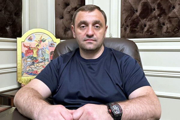 СМИ сообщают, что целью покушения при взрыве в ЖК «Алые паруса» мог быть президент Федерации бокса ДНР Армен Саркисян / ИА Реалист   📷