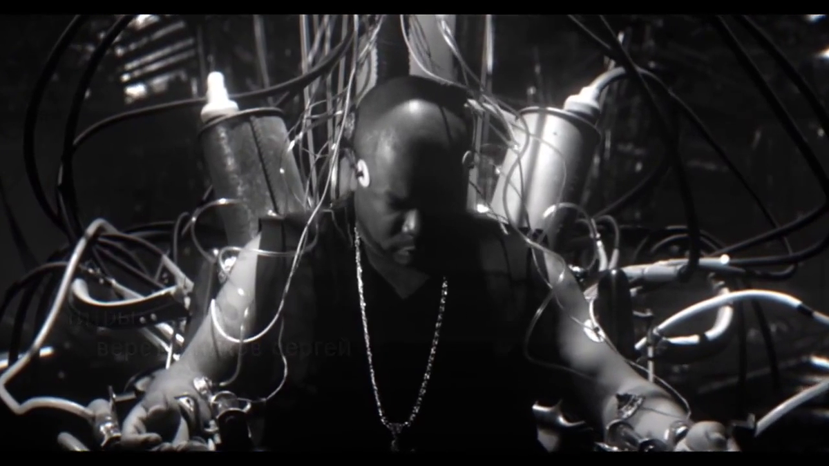 Мы бежим. Субтитры (Рус/Англ)