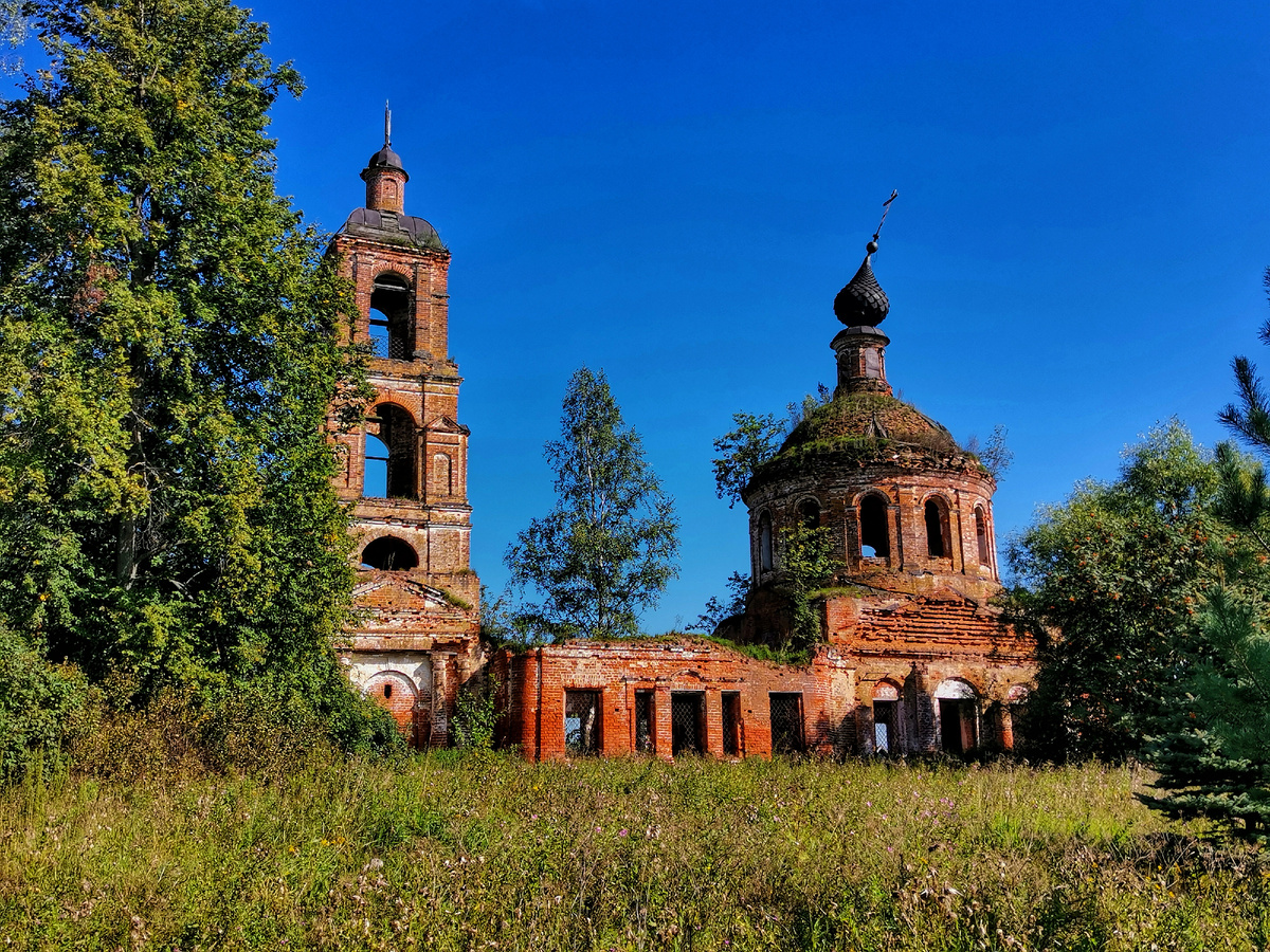 Ивановское, Ивановской области. Предтеченская церковь (1832).