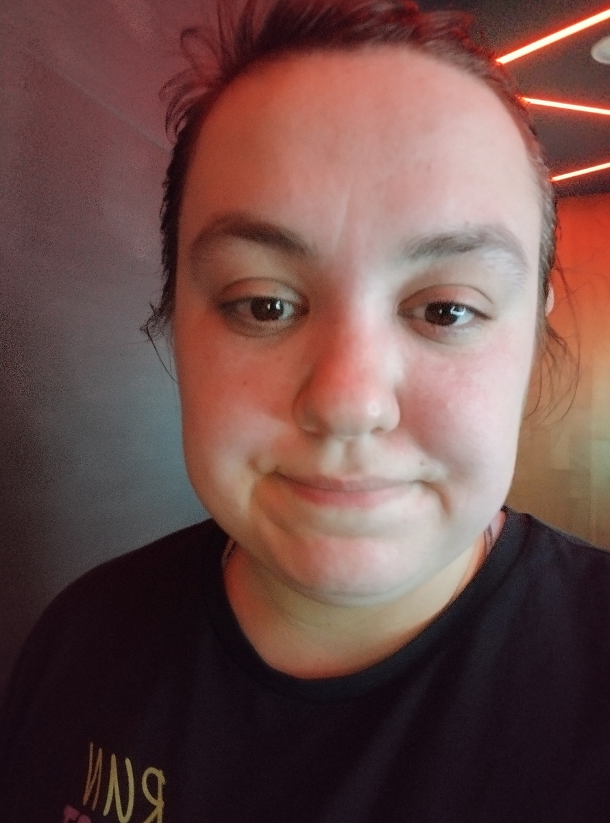 После зала. Я красная как 🍅.