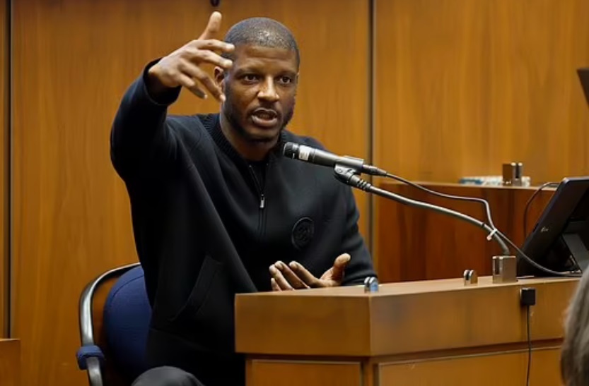 Истец рэпер Relli (Террелл Эфрон)