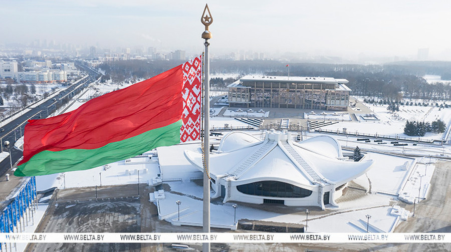     Лукашенко поручил нынешнему составу правительства исполнять обязанности до формирования нового