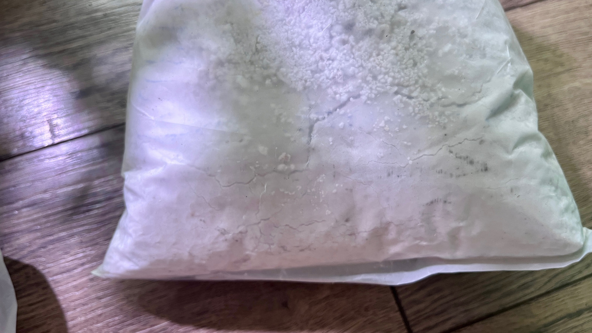 Все это пыль, которая оседает в легких и не способствует разрыхлению грунта.