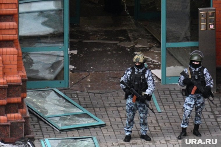 Предполагается, что взрывное устройство сдетонировало в лифтовом холле. Фото: Рамиль Ситдиков / РИА Новости