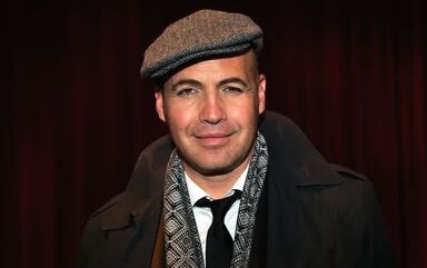 Актёрскому мастерству Харламова обучал Билли Зейн