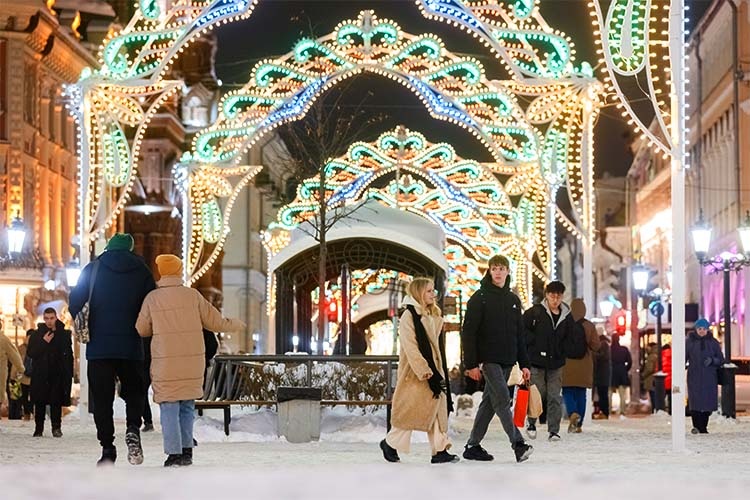    В прошлом году столица Татарстана приняла 4,5 млн туристов, что на 12,5% больше, чем в 2023-м. Объем трат составил около 31 млрд рублей.   
Фото: «БИЗНЕС Online»