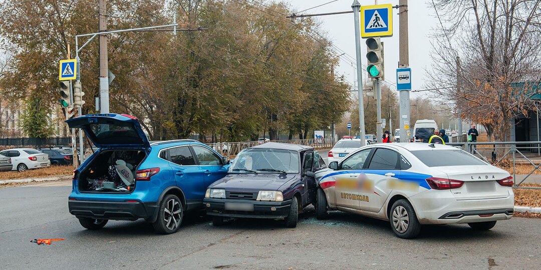 Попал в аварию, но у виновника ДТП нет ОСАГО. Что делать?