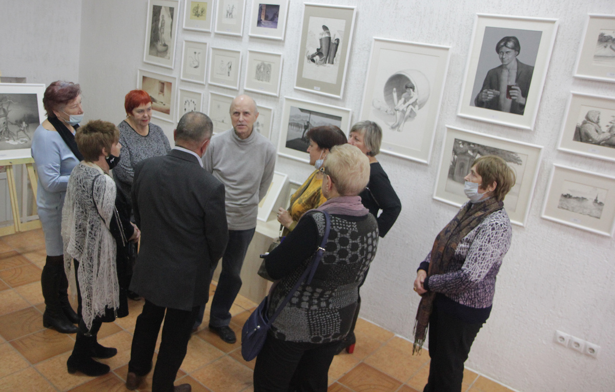 На выставке