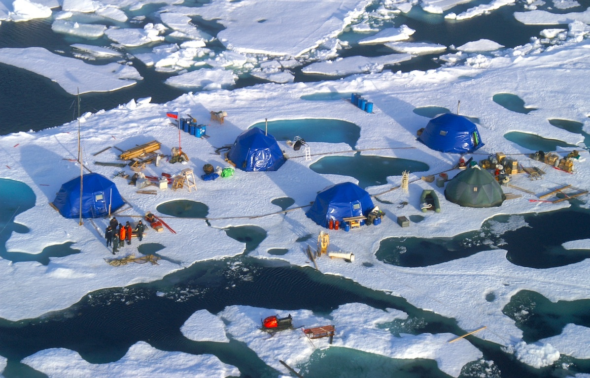 Научные исследования в Арктике. Фото: Владислав Кадышев / GeoPhoto