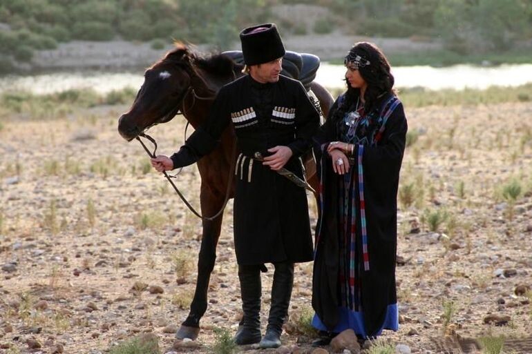 Почему абхазы не целуются в губы