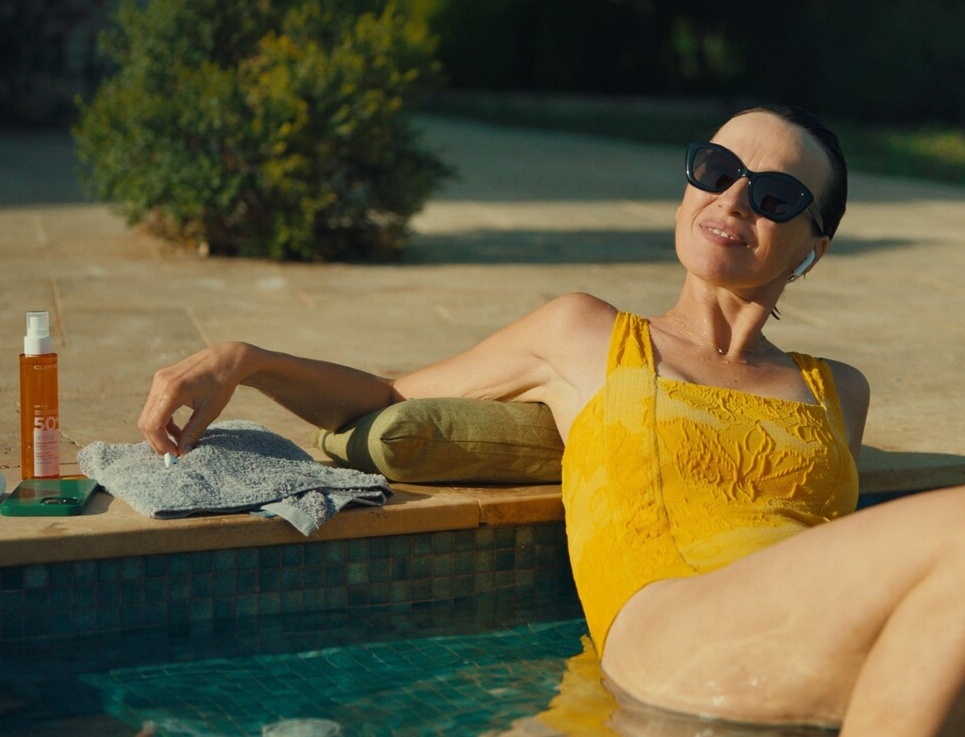 Кадр из фильма "Опасные тайны горничной".