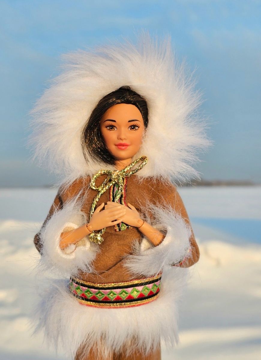 Barbie Dolls of the World Arctic 1996 на теле mtm