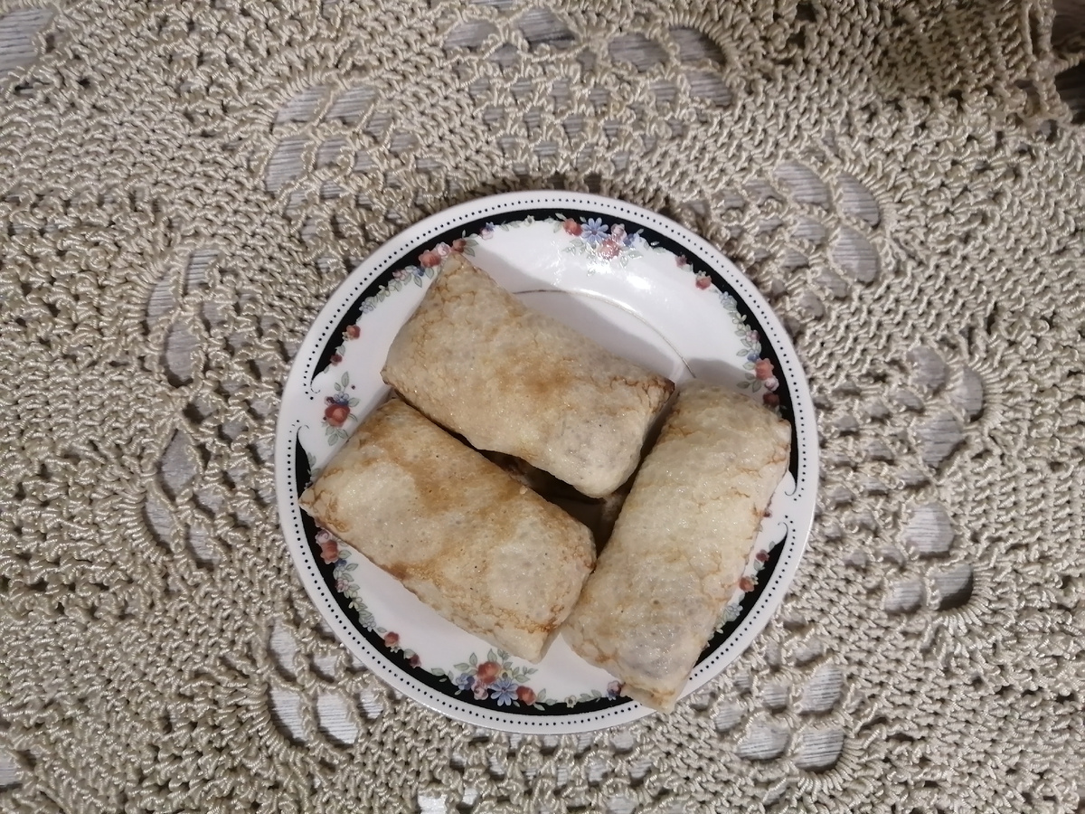 Блины фаршированые мясом. 