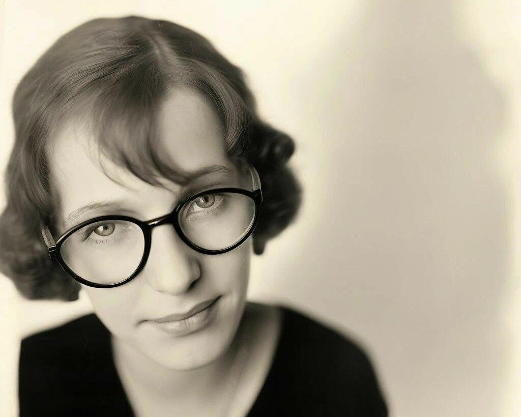 Екатерина - выпускница курса по копирайтингу и аспирант Нетологии