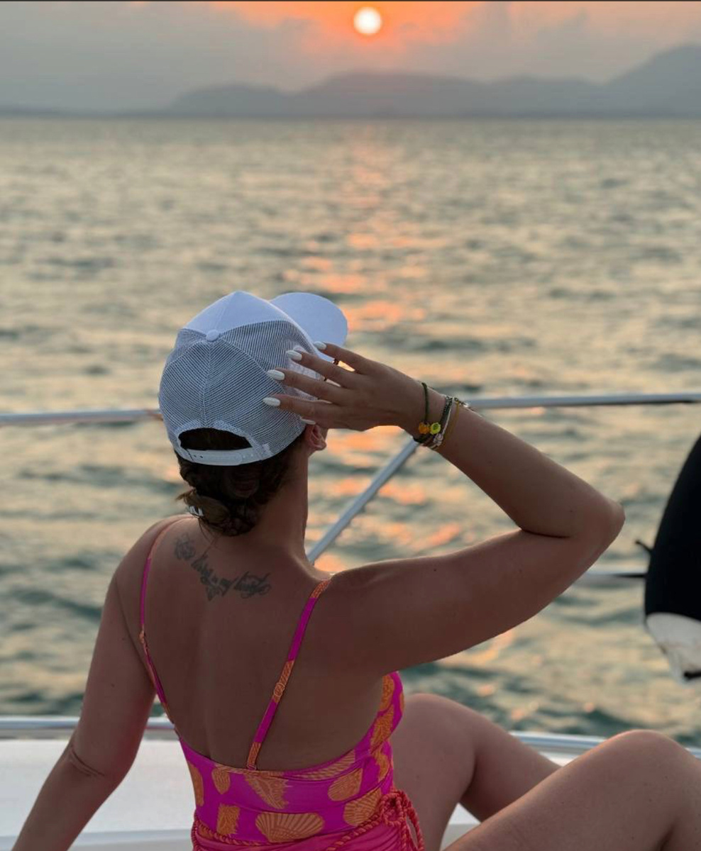 Соцсети бузова 