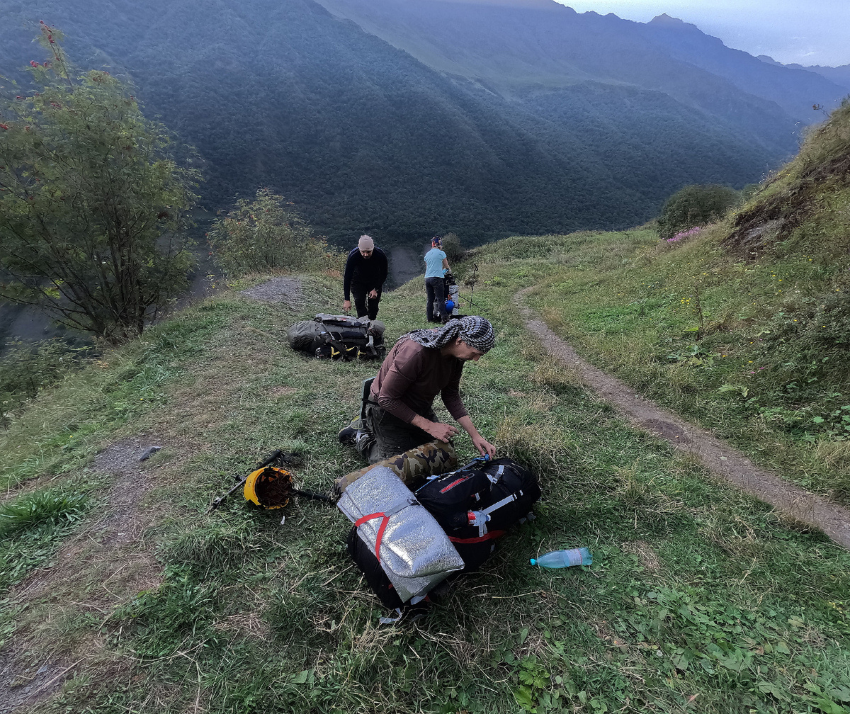 Сбор лагеря перед выходом. 03.09.2024г