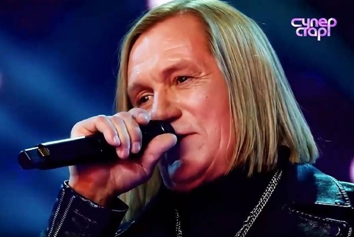 Сергей Челобанов в шоу «Суперстар». Фото: телеканал НТВ 