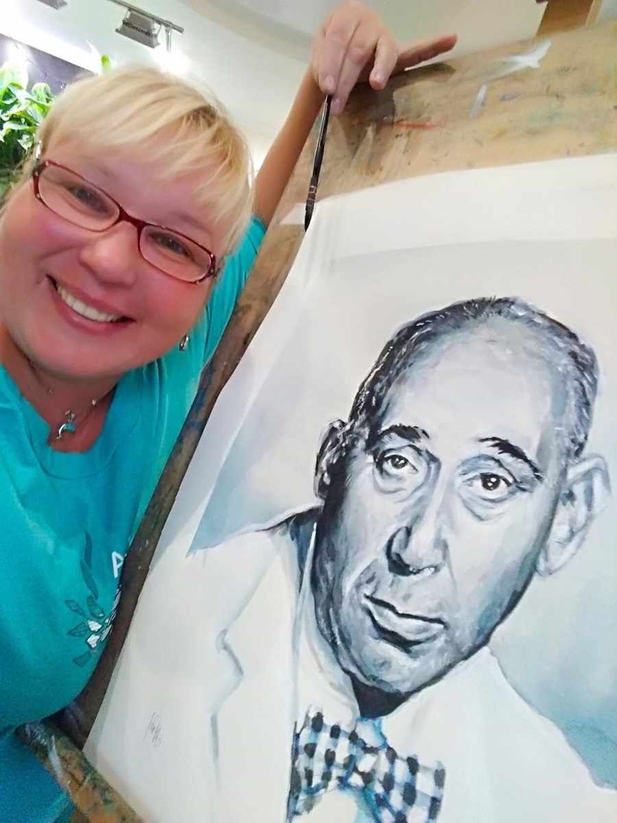 Наталья Ефремова в процессе работы