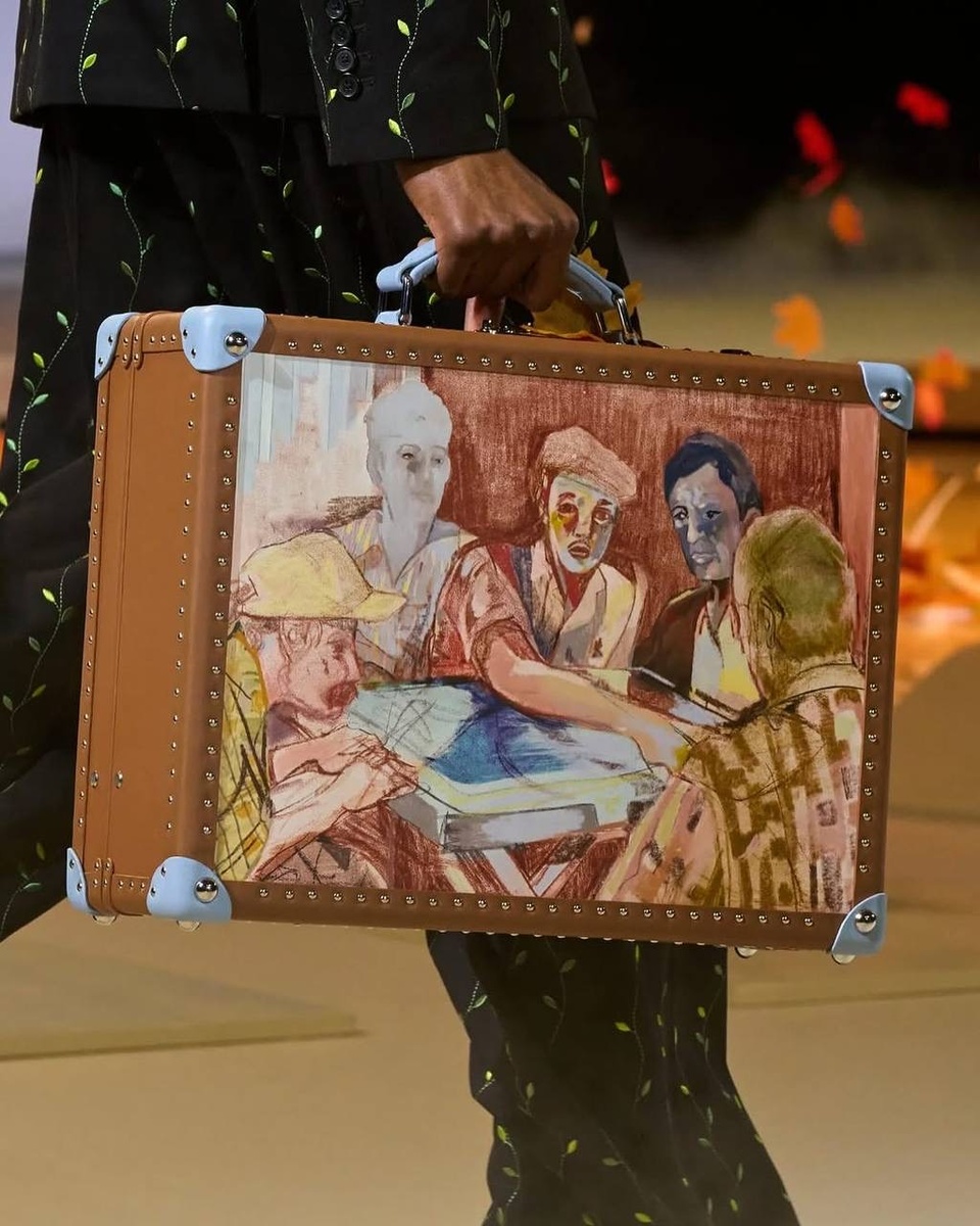 Необычные сумки с показа KidSuper: креатив в каждой детали  