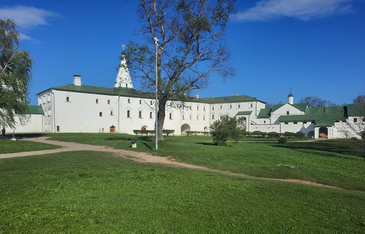 Суздальский кремль. Архиерейские палаты