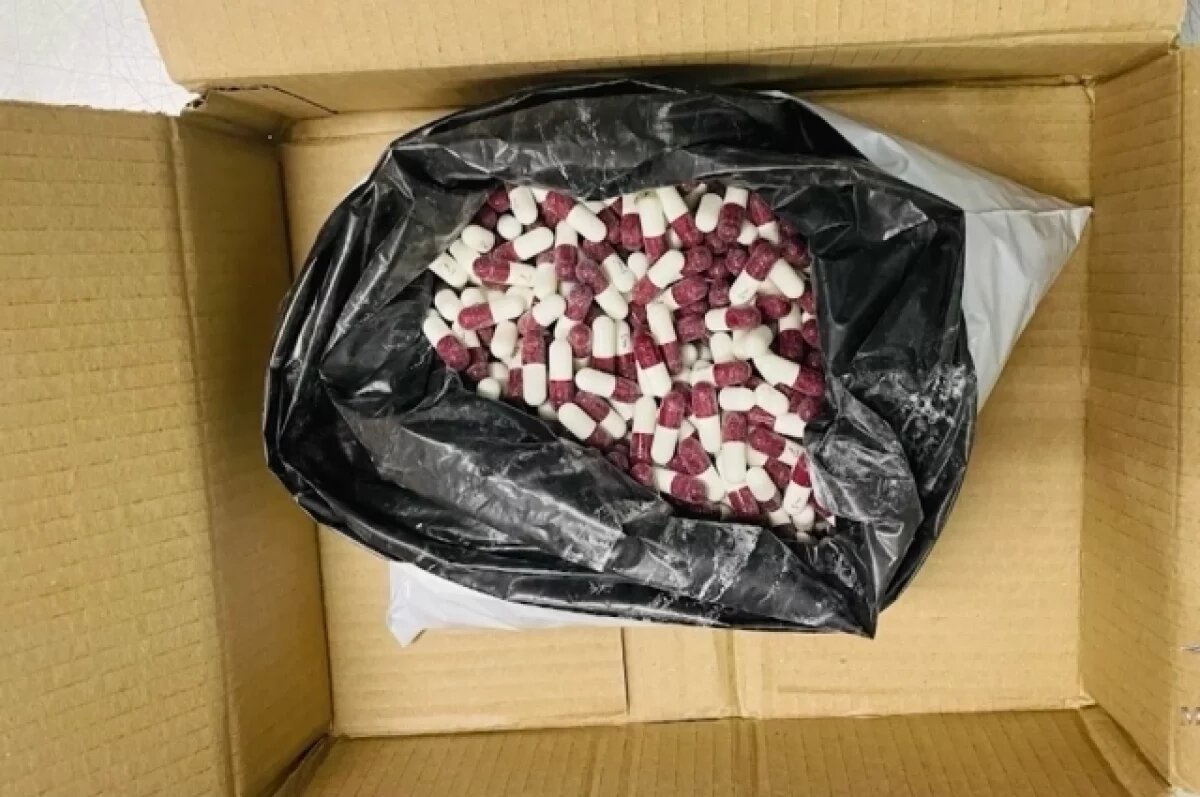    Продвинутая молодежь хранила наркотики ради сбыта под Волгоградом