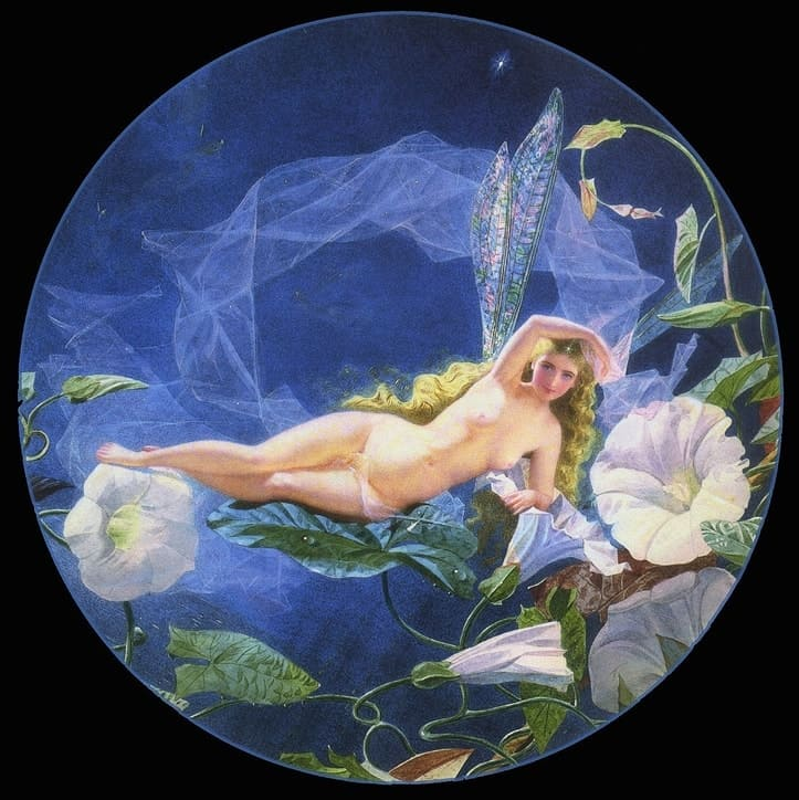 Титания лежит на листе