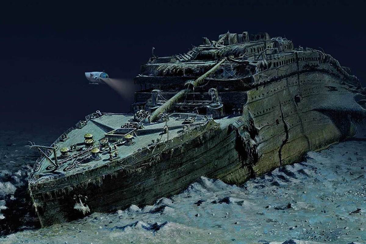 Это рисунок. Панорамных фотографий нет. Вид такой, будто его долго бомбили. Из открытого доступа.