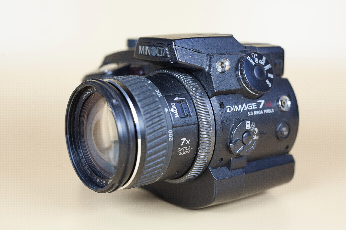 Minolta DiMAGE 7Hi