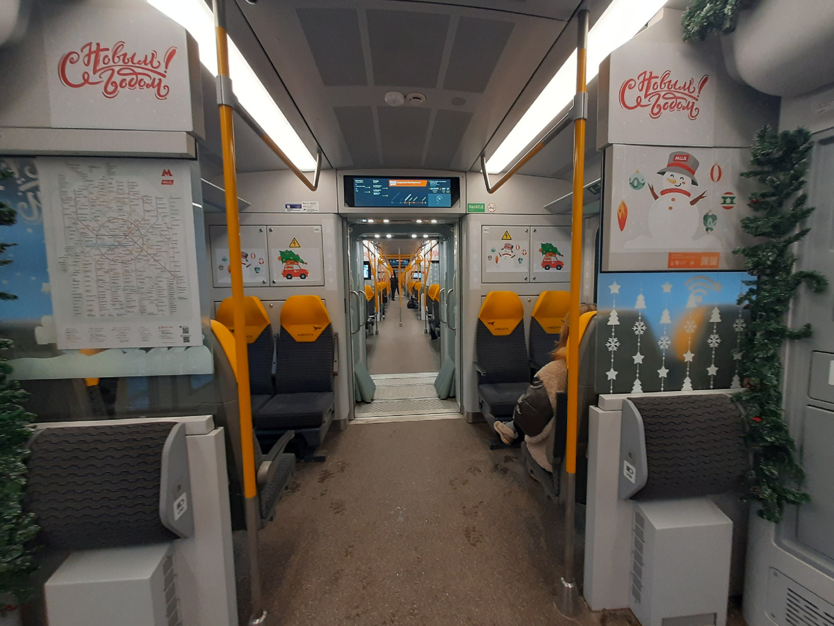 Внутри «Иволги» на МЦД D3