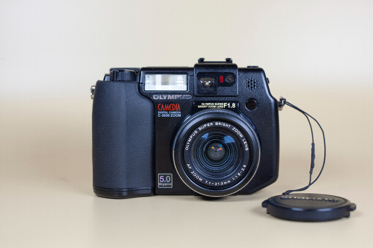 Olympus Camedia C-5050 Zoom