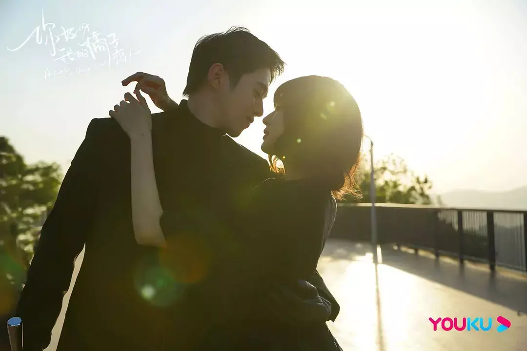 Кадр из дорамы "Робот в апельсиновом саду"