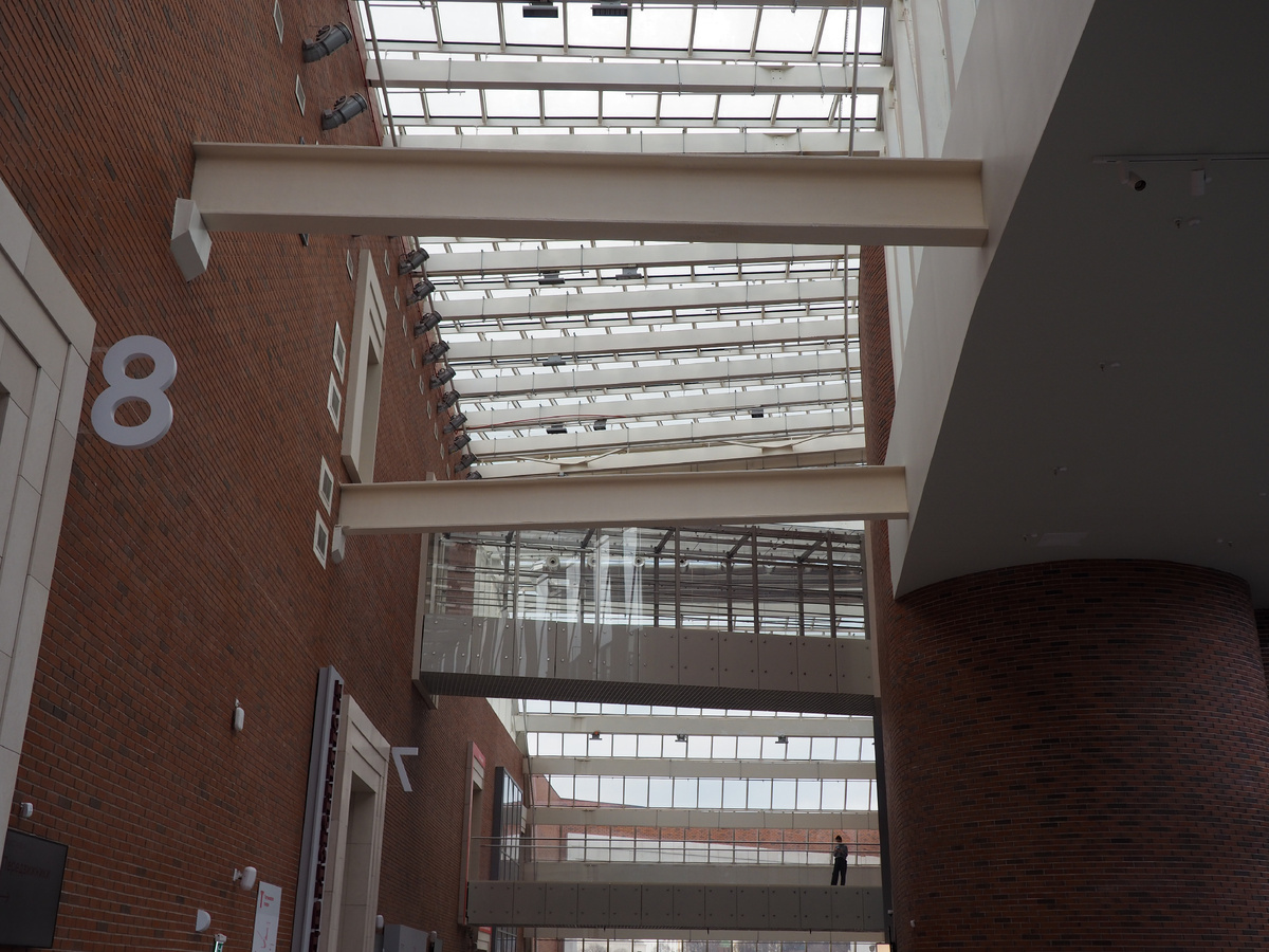 Внутри нового корпуса