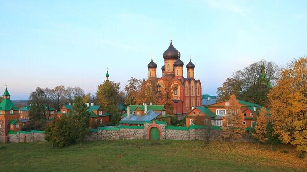    © Photo : Пюхтица